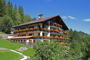  Landhaus Sonnenbichl Mittenwald  Миттенвальд